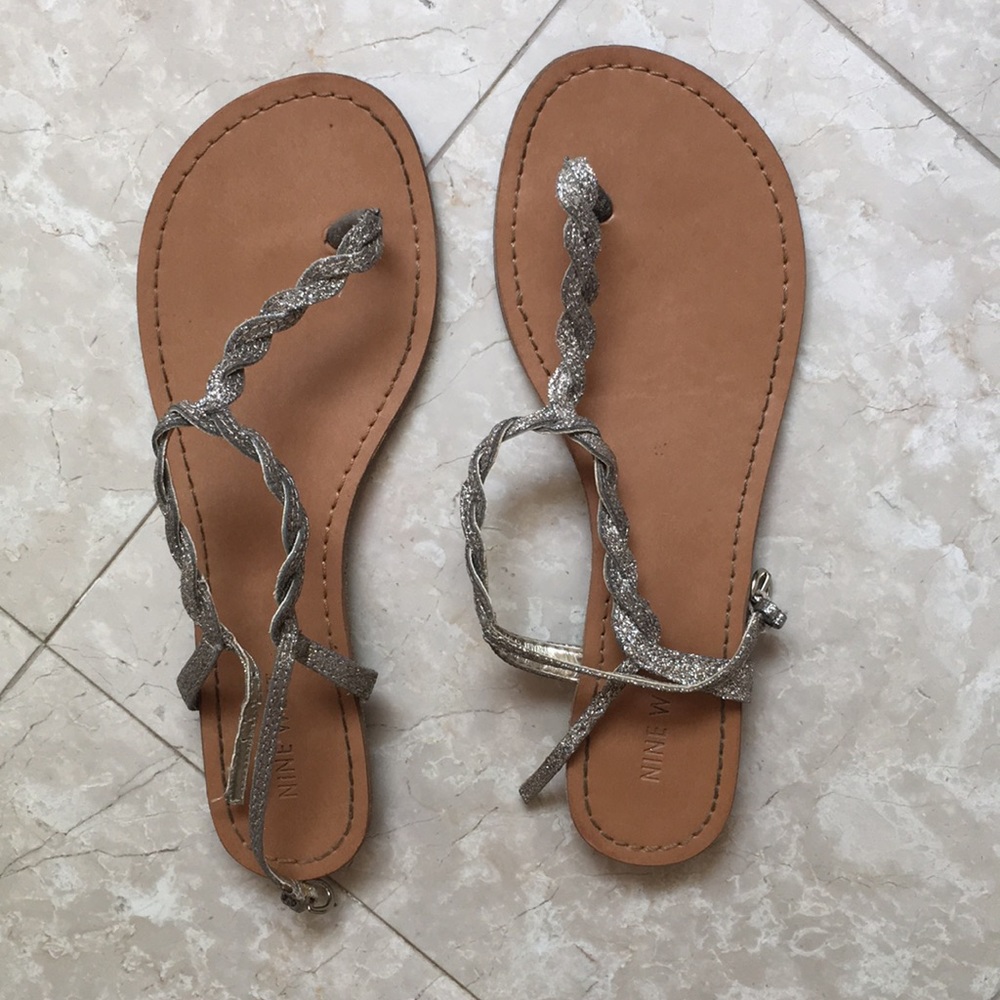 NINE WEST GOLD SPARKLE SANDALS